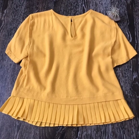 Mustard textured top - Picture 4 of 6